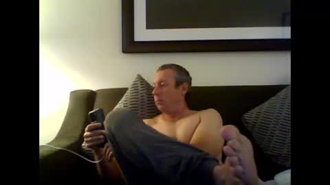 jvn2469 online show from November 23, 2025, 9:25 pm