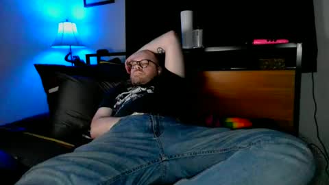 Snapshot of jwineness chatting on January 1, 2025, 7:09 am MidsizeBiGuy online show from January 1, 2025, 7:09 am