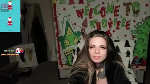 K8X4U LOVE ME online show from December 17, 2025, 5:13 am