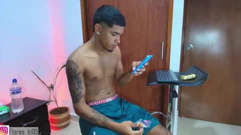 k_florez online show from February 15, 2026, 9:11 pm