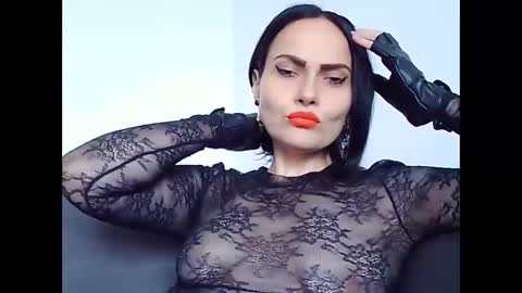 k_queen36 online show from June 3, 2026, 11:24 am