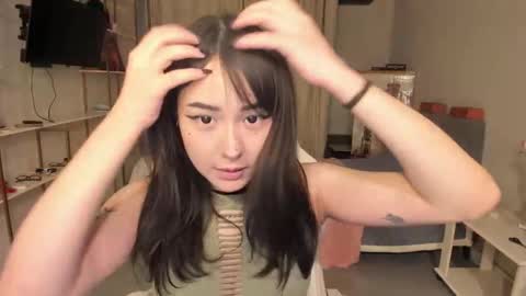 Kaoru online show from February 15, 2026, 12:03 pm