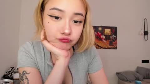 Kaoru online show from May 26, 2026, 1:07 pm