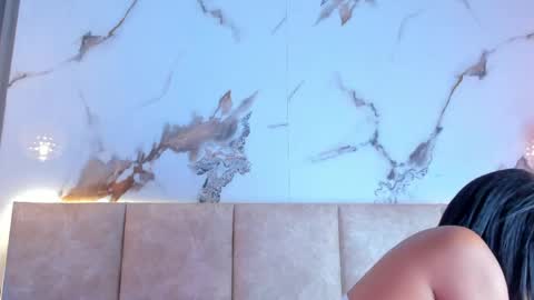 kaarol01 online show from April 17, 2026, 2:36 am