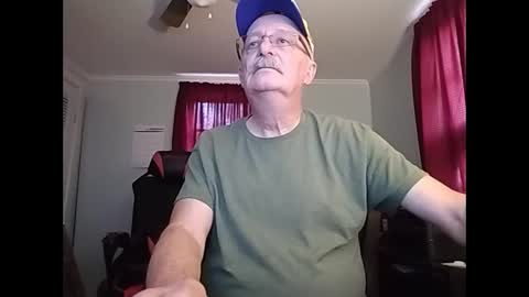 Snapshot of kabriggs136 chatting on December 5, 2024, 9:28 pm kabriggs136 online show from December 5, 2024, 9:28 pm