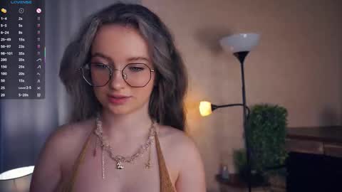 Tate online show from September 22, 2025, 6:48 am