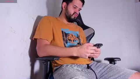 kael_cassian online show from June 24, 2026, 4:44 am
