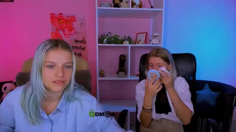 kaela_spell_ online show from October 1, 2025, 5:35 am