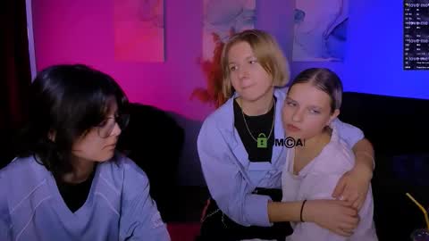 kaela_spell_ online show from December 13, 2025, 8:36 pm