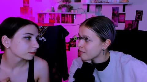 kaela_spell_ online show from March 19, 2026, 9:46 am