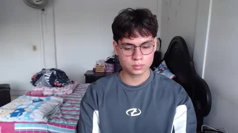 Snapshot of kafer_1022 chatting on February 10, 2026, 9:41 pm kafer online show from February 10, 2026, 9:41 pm