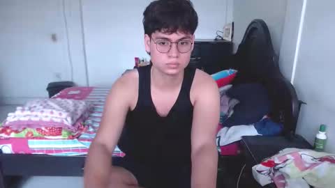 Snapshot of kafer_1022 chatting on February 18, 2026, 6:59 pm kafer online show from February 18, 2026, 6:59 pm