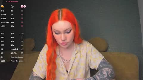 Kira online show from January 8, 2026, 3:25 pm