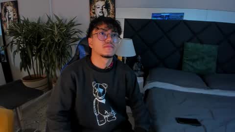 Snapshot of kai_storn chatting on February 21, 2026, 11:33 am kai_storn online show from February 21, 2026, 11:33 am