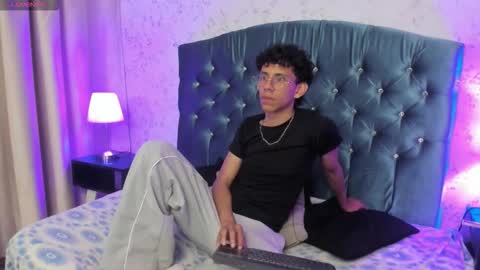 kai online show from March 5, 2026, 3:13 am