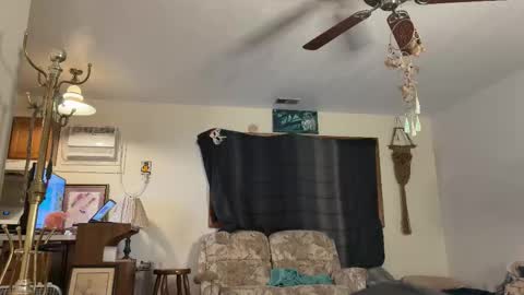 Kaiku77 online show from February 13, 2026, 7:37 am