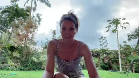 Kailee Smile online show from March 12, 2025, 3:57 am