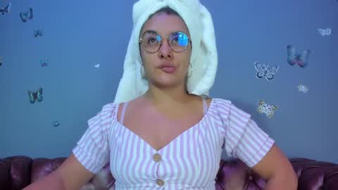 kaira_mosse_ online show from July 14, 2026, 12:00 pm