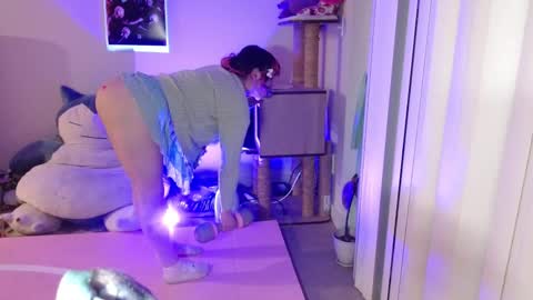 Snapshot of kairilovescumm chatting on March 3, 2025, 4:36 am Kairi online show from March 3, 2025, 4:36 am