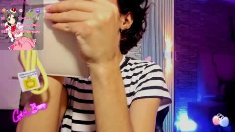 kaisage_tay online show from May 18, 2026, 4:07 am