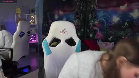 Kaisa online show from February 8, 2026, 8:40 am