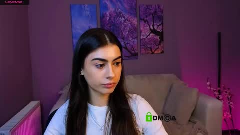 Kaisy online show from November 14, 2025, 10:25 am