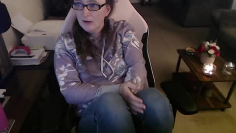 Snapshot of kait331 chatting on February 11, 2026, 2:27 am Camprincess331 online show from February 11, 2026, 2:27 am