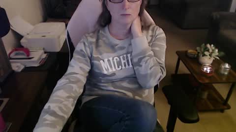 Snapshot of kait331 chatting on February 24, 2026, 2:09 am Camprincess331 online show from February 24, 2026, 2:09 am