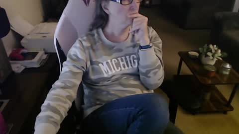 Snapshot of kait331 chatting on February 25, 2026, 2:21 am Camprincess331 online show from February 25, 2026, 2:21 am