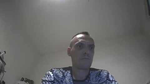 kaiusmaxi online show from September 30, 2025, 4:34 pm