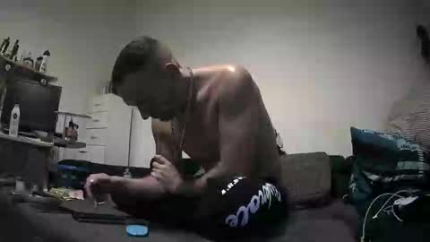 kaiusmaxi online show from November 16, 2025, 3:06 pm