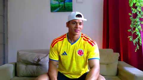 Snapshot of kale_tomson chatting on July 7, 2026, 7:29 pm kale thomson online show from July 7, 2026, 7:29 pm