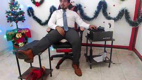 Kaleth online show from November 24, 2025, 4:23 am