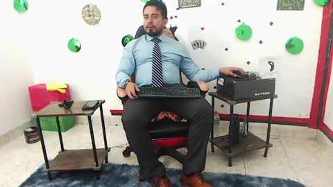 Kaleth online show from April 19, 2026, 3:39 am