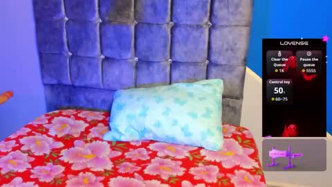 Daniel  online show from October 25, 2025, 12:13 pm