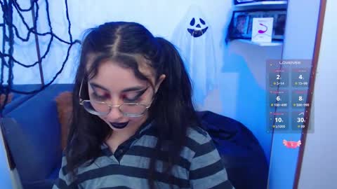 Snapshot of kalilowe_ chatting on October 28, 2025, 5:59 pm Kali online show from October 28, 2025, 5:59 pm