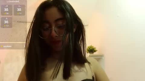 Snapshot of kalilowe_ chatting on November 9, 2025, 5:22 pm Kali online show from November 9, 2025, 5:22 pm