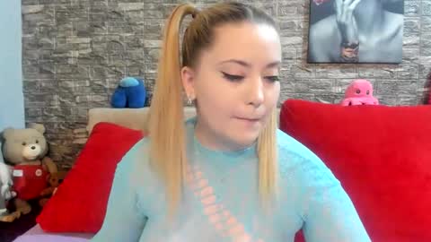 kalindahot online show from November 16, 2025, 7:08 pm