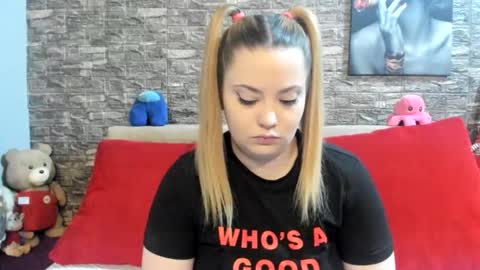 kalindahot online show from December 21, 2025, 6:59 pm