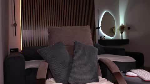 Snapshot of kalisa_pearl chatting on May 28, 2026, 9:34 pm Please call me Kalisa online show from May 28, 2026, 9:34 pm