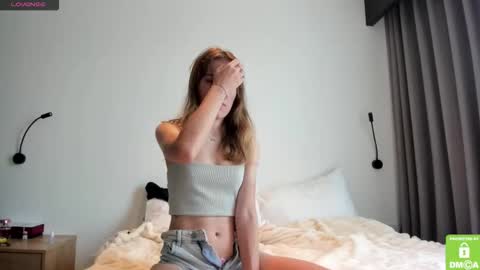 Kalisee  online show from December 14, 2025, 5:46 am