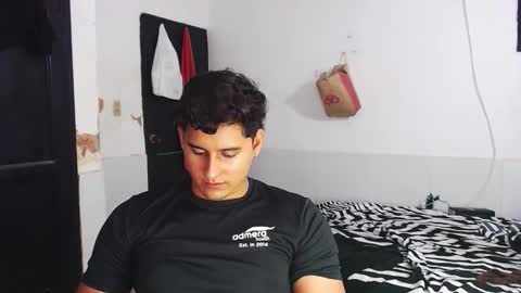 Snapshot of kam_and_friends chatting on October 1, 2025, 11:33 pm Kev online show from October 1, 2025, 11:33 pm