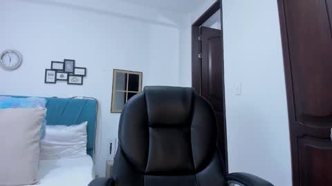 Snapshot of kam_lopez chatting on November 4, 2025, 11:04 pm Kamilalopez online show from November 4, 2025, 11:04 pm