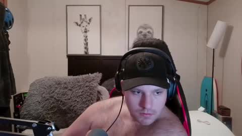 kama4201 online show from April 10, 2026, 3:01 am