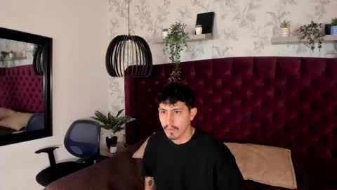 jhon online show from February 13, 2026, 12:01 pm