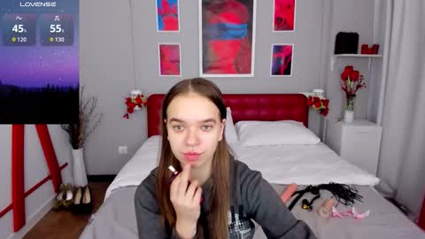 Kamila online show from October 8, 2025, 7:50 am