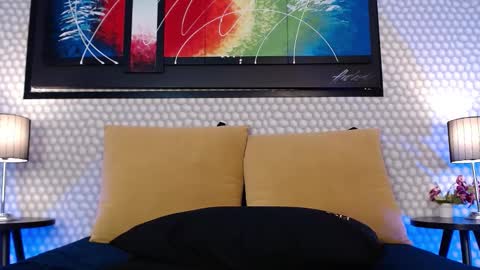 Kami online show from March 20, 2026, 8:35 pm