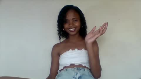 kamillah69 online show from December 15, 2025, 11:47 am