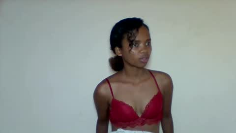 kamillah69 online show from January 12, 2026, 1:38 pm