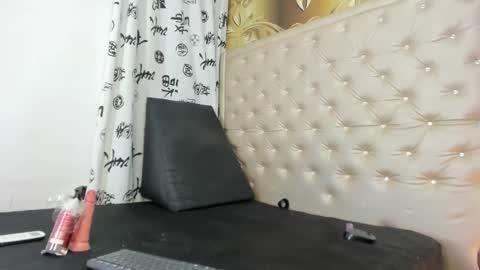 KAMI online show from October 7, 2025, 1:47 am